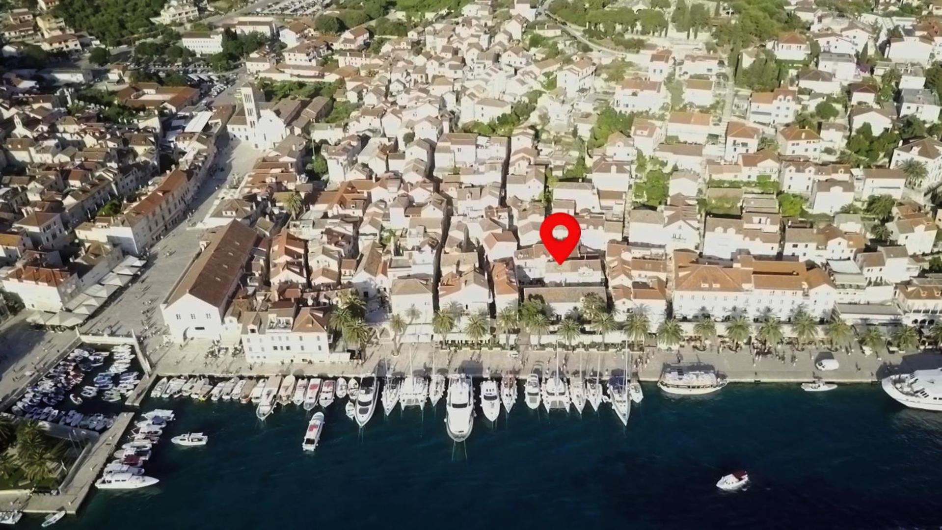 Street Garden Apartment Hvar Town Exterior photo